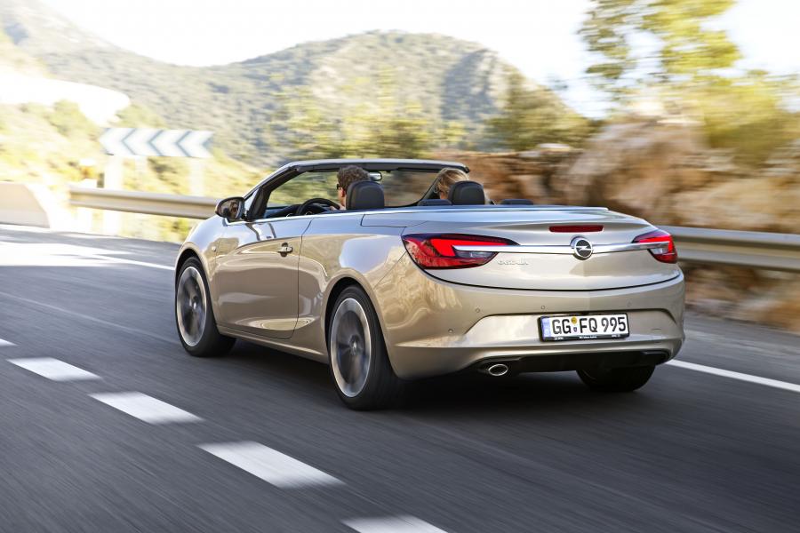  Opel Cascada 2012 года  (фото 36 из 83)